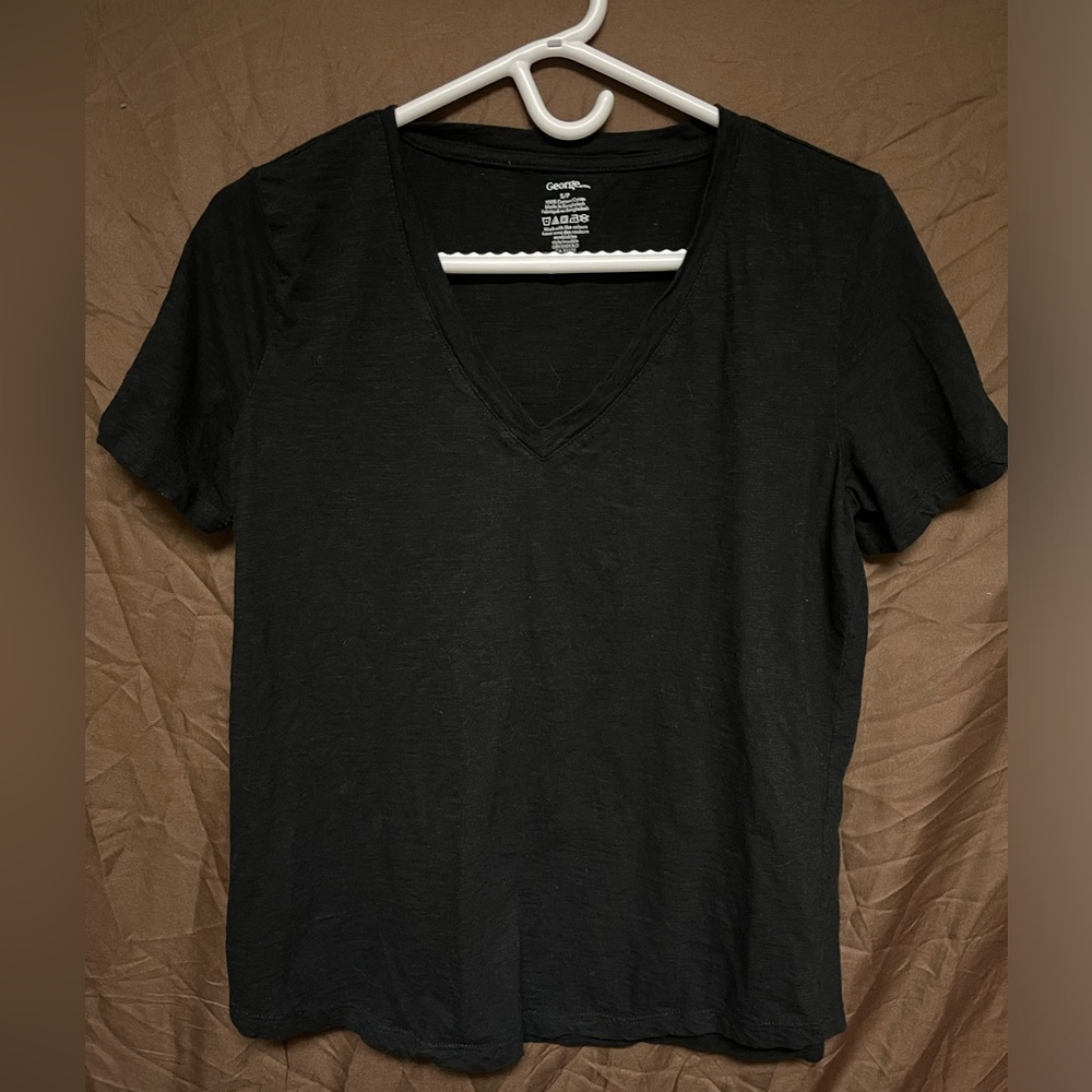 Tee Shirt Size SM Women’s US Short Sleeve Casual